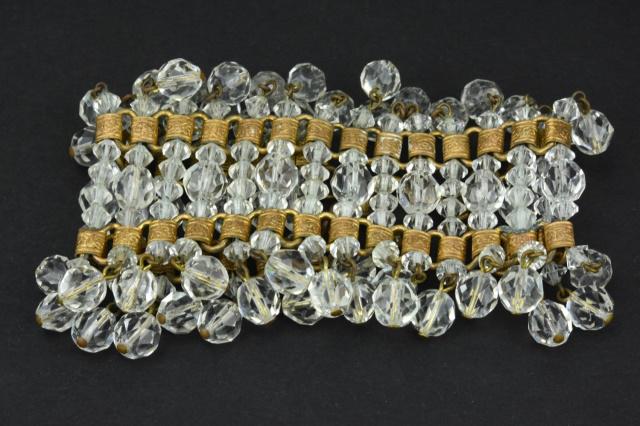 Antique Art Deco Gilt & Crystal Fringe Bracelet: Antique Art Deco Gilt & Crystal Fringe Bracelet. Articulated bracelet. Measures 7.25 inches in length.