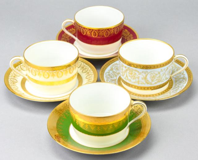 4 Haviland Ch. Field Limoges Tea Cups & Saucers: 4 Haviland Ch. Field Limoges Label de Quaute Tea cups and saucers. Lot includes four different colored tea cups with matching saucers. Saucers measures 5.75 inches in diameter. Tea cups measure 2.5 in