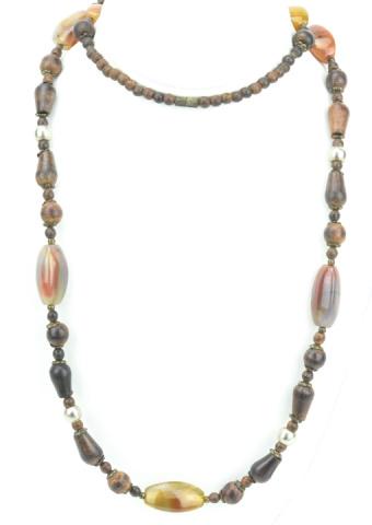 Handmade Necklace w Carnelian, Agate & Wood Beads: Handmade Necklace w Carnelian, Agate & Wood Beads. Measures 37 inches in length.