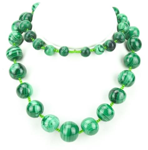Graduated Sized Malachite Bead Necklace Strand (1 of 6)