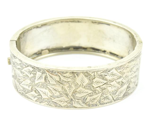 Antique Sterling Thistle Engraved Bangle (1 of 8)
