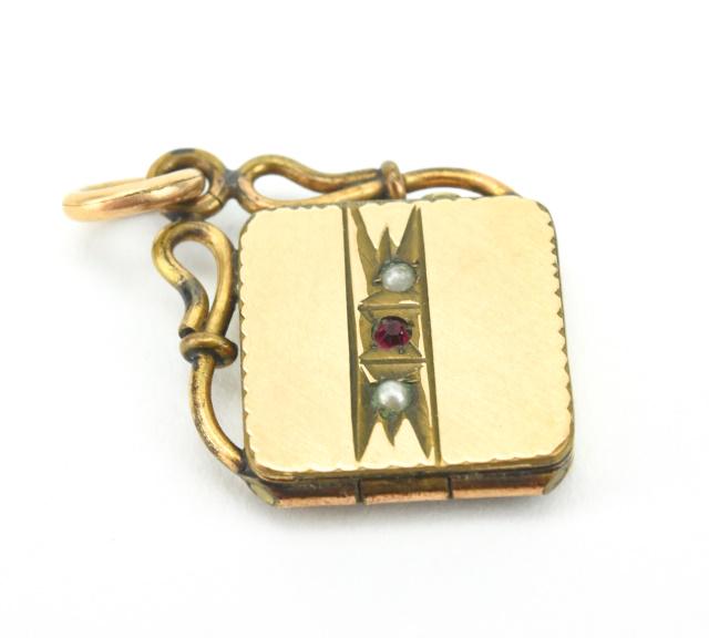 Antique 19th C Gold Garnet & Pearl Locket (1 of 5)