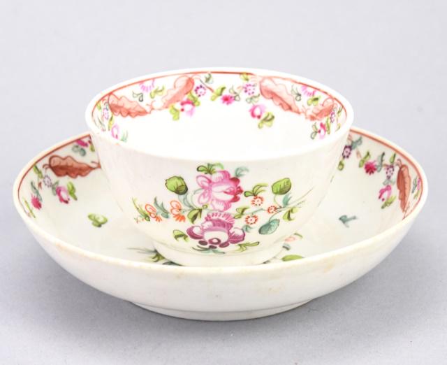 18th C Chinese Export Porcelain Teacup & Saucer (1 of 9)