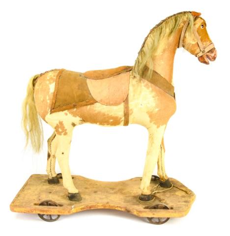 Antique Child's Horse Pull Toy (1 of 7)