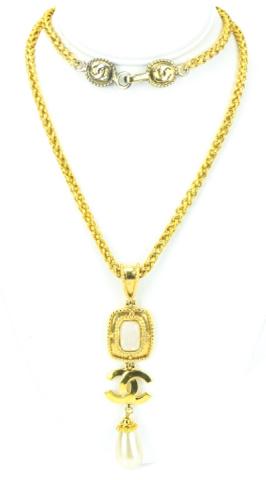 Vintage Chanel Paris Faux Pearl Pendant Necklace (1 of 9)