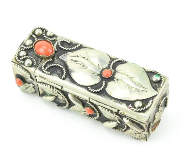 Vintage Lipstick Compact Case w Fold Out Mirror (1 of 6)