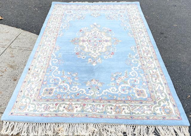 Persian Wool Area Rug w Center Medallion (1 of 5)