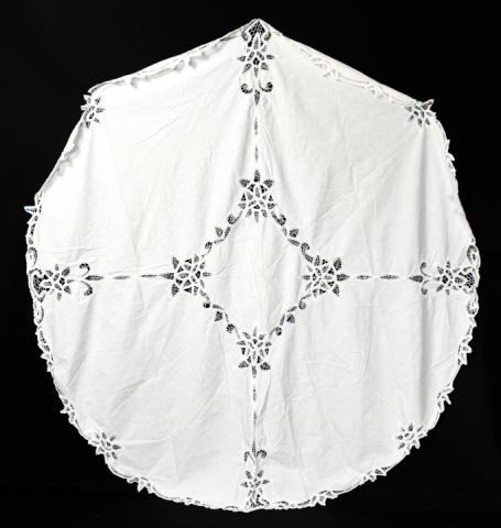 Antique or Vintage Round Lace Tablecloth (1 of 7)