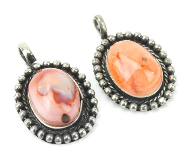 Two Antique Agate Cabochon Necklace Pendants (1 of 6)
