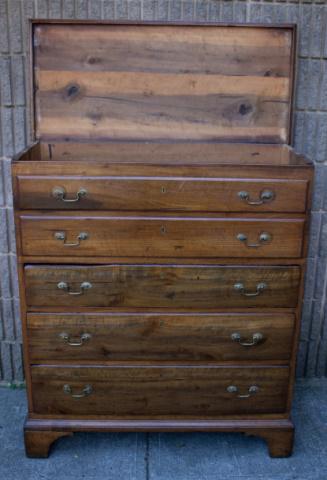 Antique Chippendale Style Blanket Chest w Drawers (1 of 7)