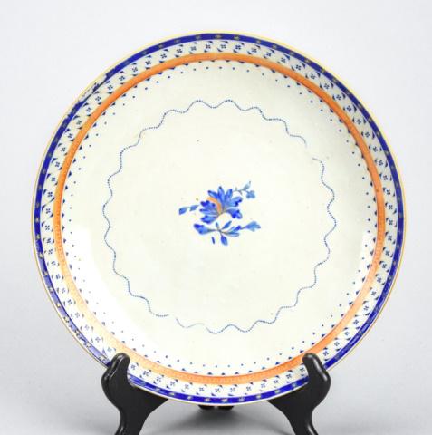 Antique 18th C Chinese Export Porcelain Platter (1 of 8)