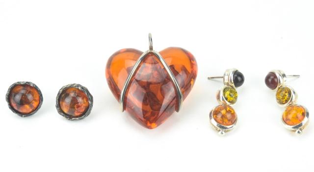 Sterling Silver & Amber Earrings & Pendant (1 of 8)
