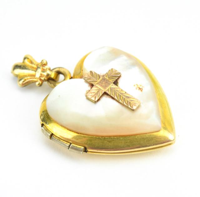 Estate Gold Filled Mother of Pearl Locket Pendant (1 of 5)