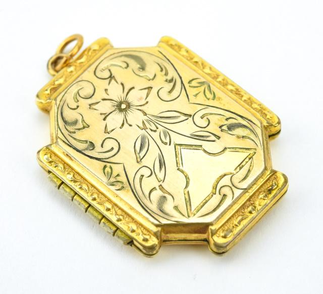 Antique Maltese Cross Form Gold Filled Locket: Antique Maltese Cross Form Gold Filled Locket Necklace Pendant w Floral & Scrollwork Motif. Measures 1.5 inches in length.