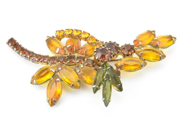 Vintage Juliana Costume Jewelry Rhinestone Brooch (1 of 5)