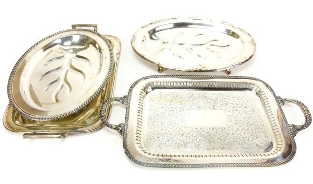 4 Silver Plate Serving Trays of Varying Design (1 of 10)