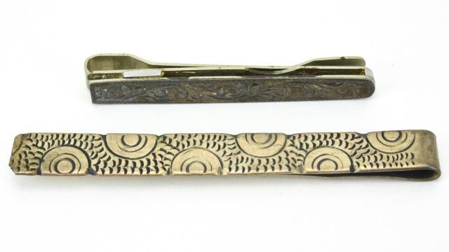 Two (2) Sterling Silver Tie Bar Clips: Two (2) Sterling Silver Tie Bar Clips Larger measures 3 inches in length.