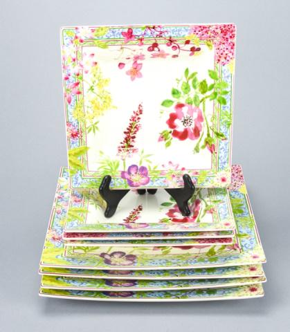 Gien France Millefleurs Porcelain Square Platters: Gien France Millefleurs Porcelain Square Platters in 2 Sizes. Includes 4 larger and 4 smaller platters. Larger measures 12 inches x 10 inches. Property of a designer decorated North Salem, New York eq