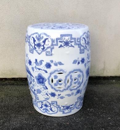 Chinese Blue & White Porcelain Garden Stool: Chinese Blue & White Porcelain Garden Stool. Measures 18 inches x 12 inches.
