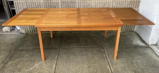 Mid C Danish Self Storing Extendable Dining Table (1 of 7)