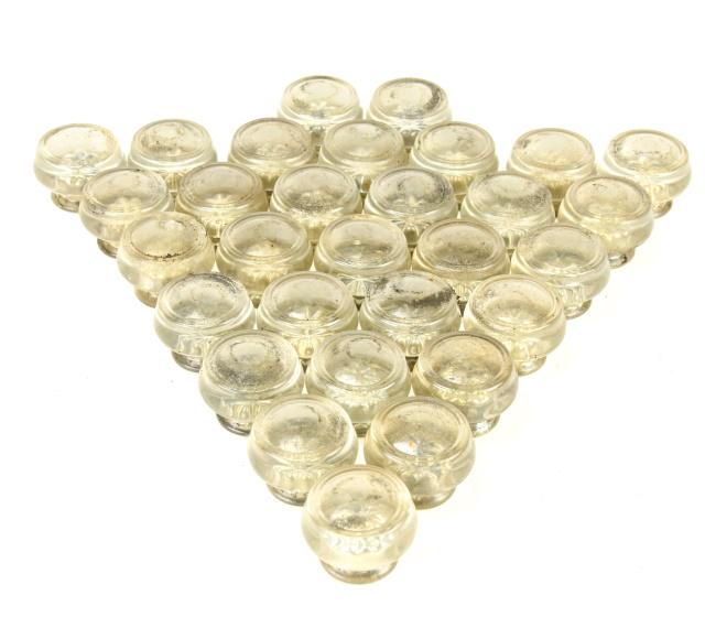 Set 30 Antique Matching Victorian Glass Door Knobs (1 of 7)