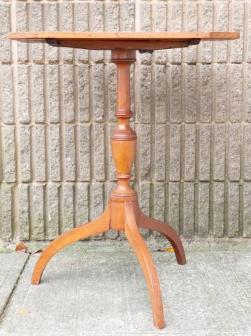 Sheraton Style Turned Pedestal Tea Table: Sheraton Style Turned Pedestal Tea Table. Measures 29 inches x 23.5 inches x 15.5 inches.