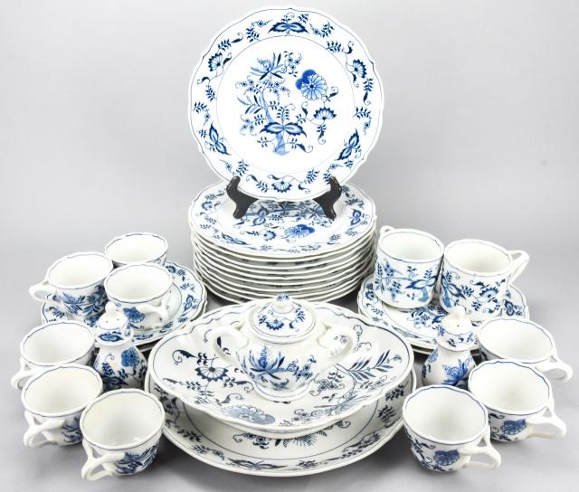 Vintage Laveno Italy "Blue Danube" Partial Service (1 of 10)