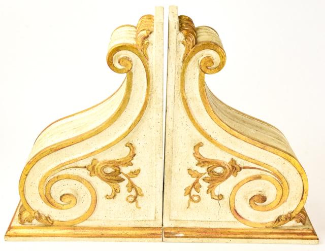 Pair Florentine Carved Gilt Wall or Shelf Brackets (1 of 7)