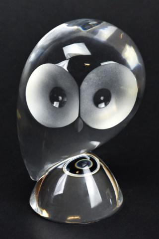 Signed Steuben Crystal Owl Figurine (1 of 8)