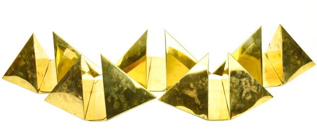 Collection Mid Century Brass Pyramid Bookends (1 of 6)