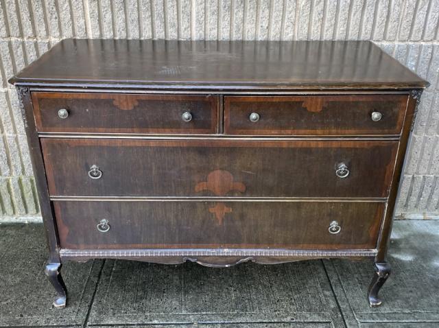 French Provincial Style Chest of Drawers (1 of 7)