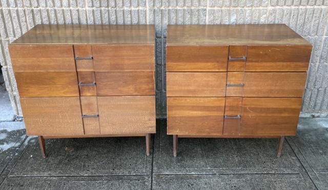 Pair Mid Century Modern Nightstands (1 of 7)
