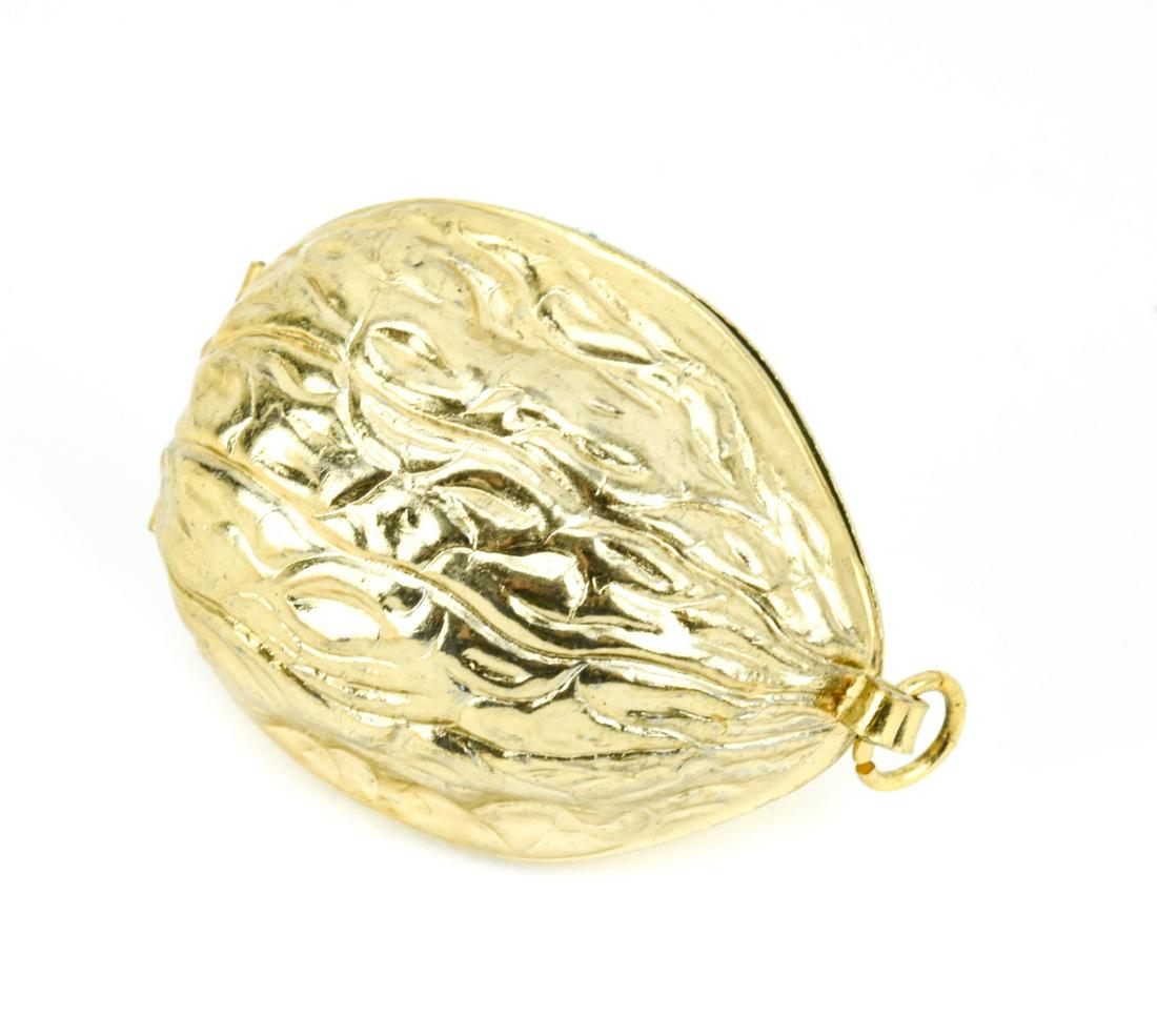 Antique Etui Figural Walnut Pendant w Sewing Kit (1 of 7)