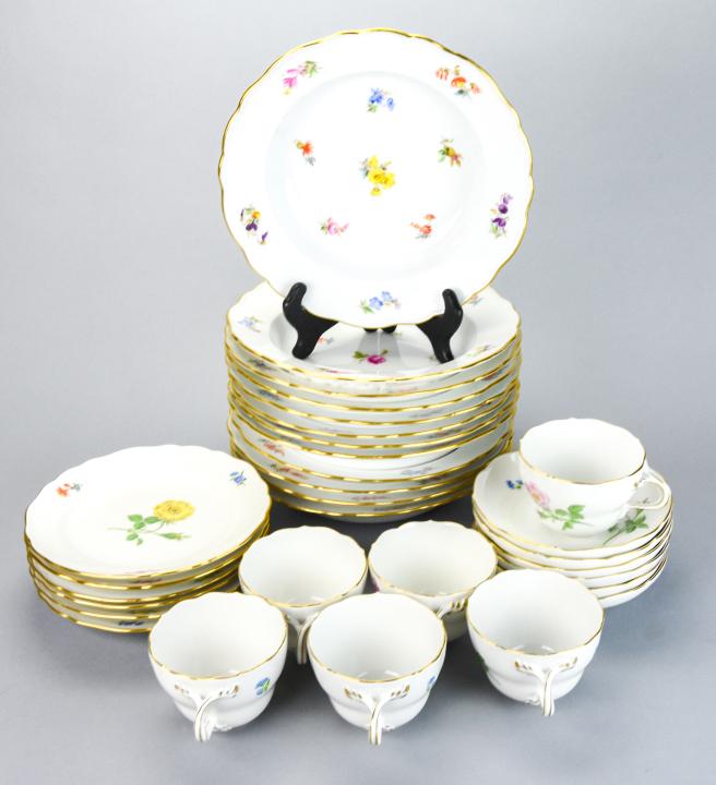 Meissen Hand Painted Porcelain Partial Service (1 of 9)