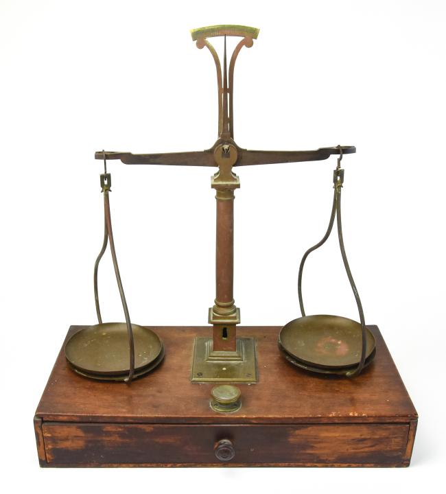 19th C Antique Pan Gold Scale Mounted Carved Box (1 of 10)