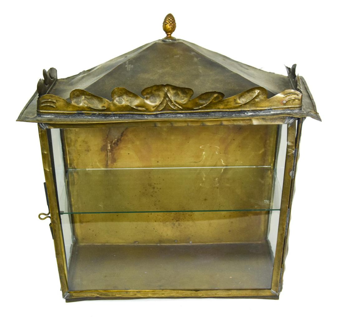 Antique Tole and Glass Lit Tabletop Display Shelf (1 of 7)