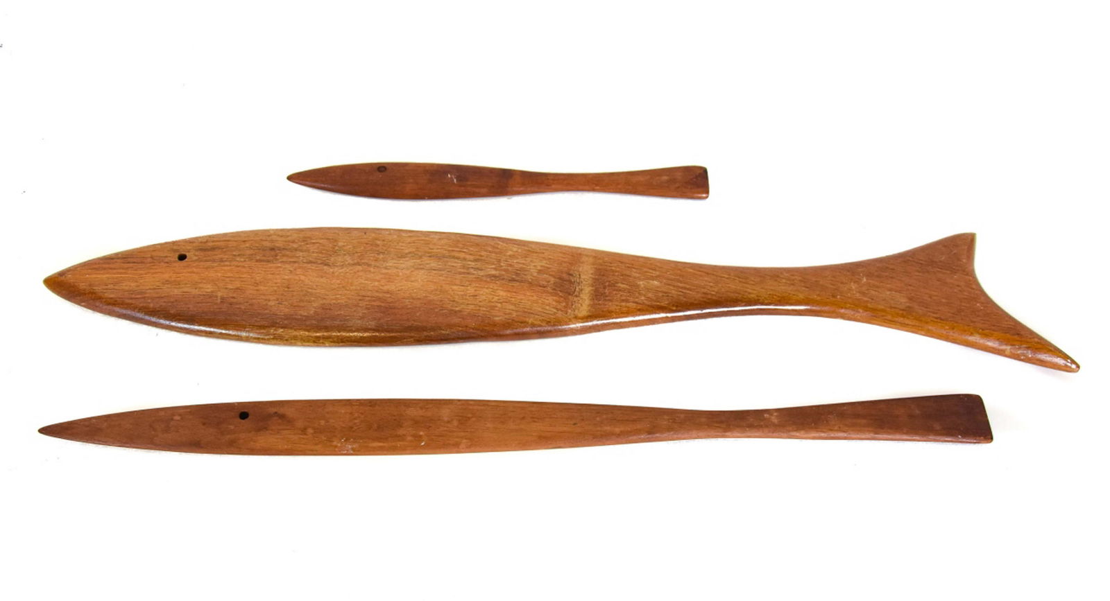 3 Mid C Val Robbins Rim Rock Teak Fish Carvings (1 of 6)