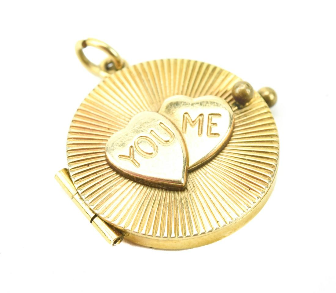 Estate Gold Filled Locket Pendant w Heart Motif: Estate Gold Filled Locket Pendant w Heart Motif. Measures just over 1 inch in length.