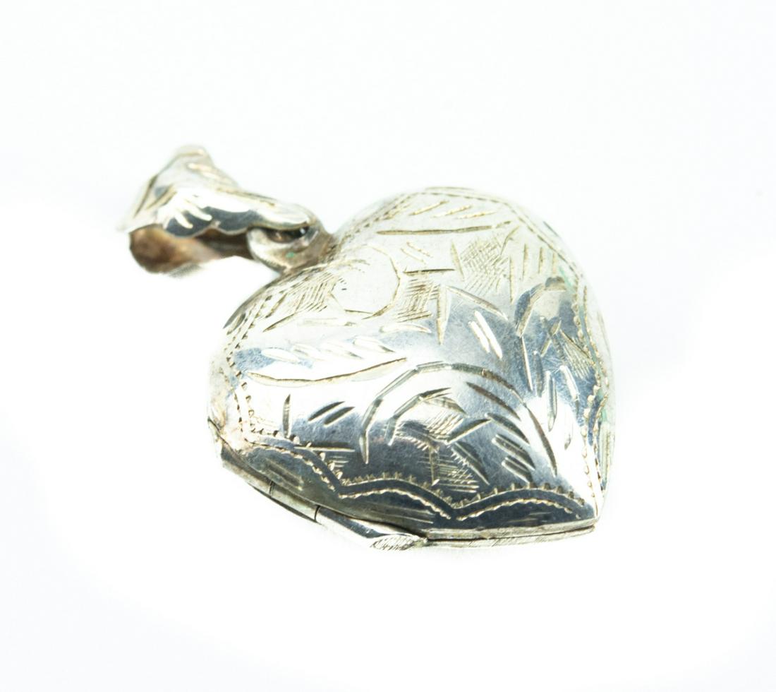 Sterling Silver Heart Form Locket Necklace Pendant (1 of 4)