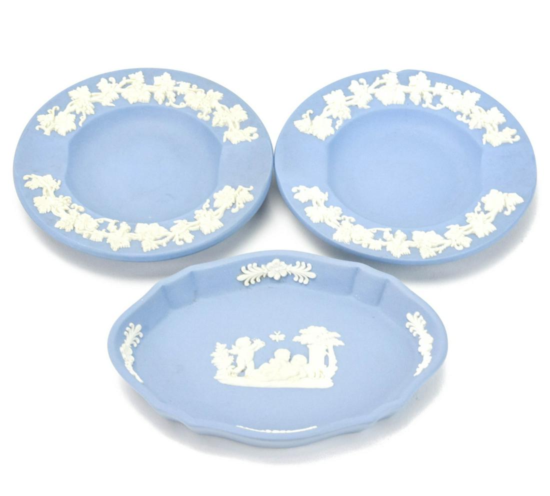 Wedgwood Blue Jasperware Trinket Dish & Ash Trays: Wedgwood Blue Jasperware Trinket Dish & Ash Trays. trinket dish measures 4.5 inches x 3.25 inches.