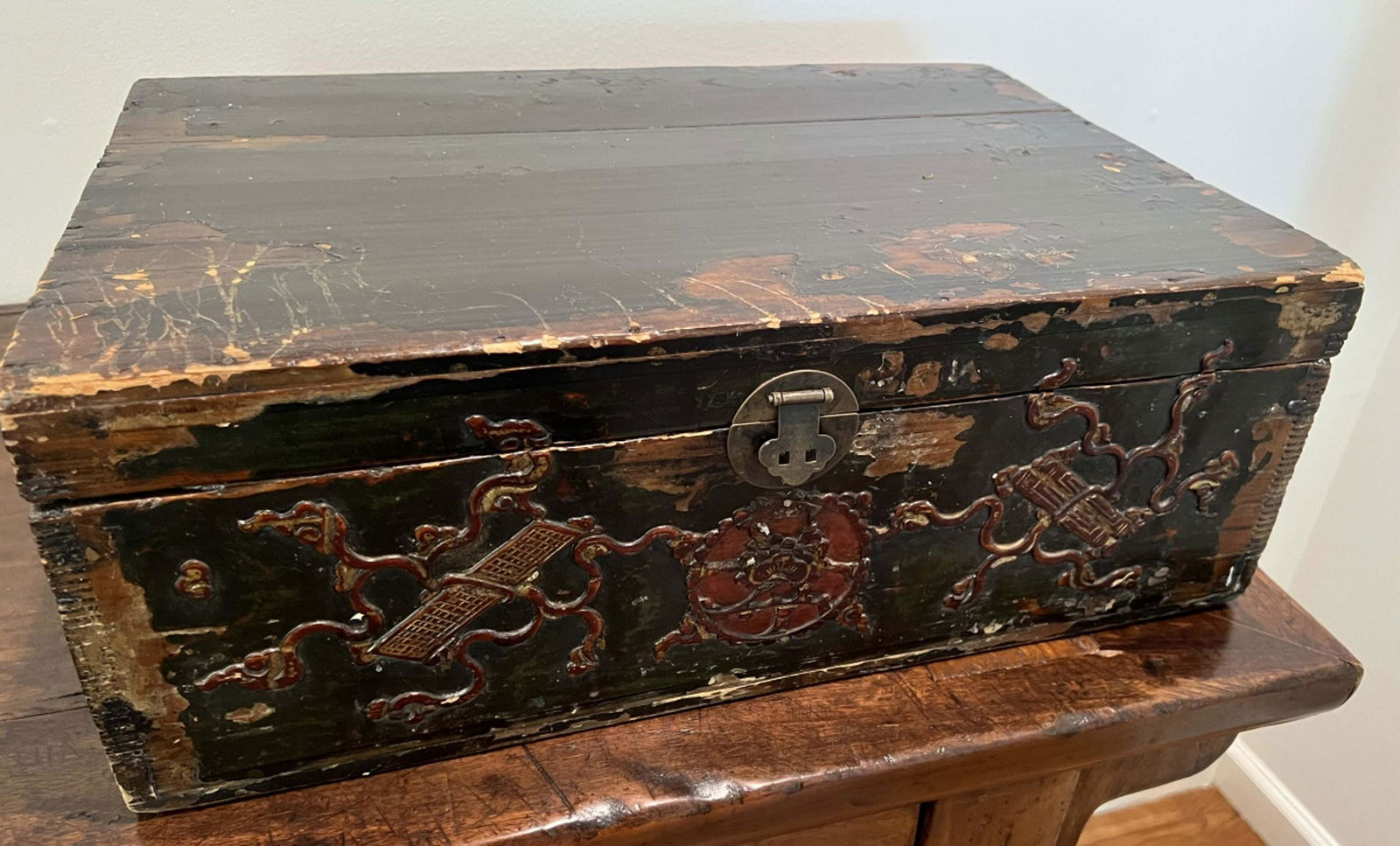 Antique Chinese Hand Painted Wooden Box w Lid (1 of 4)