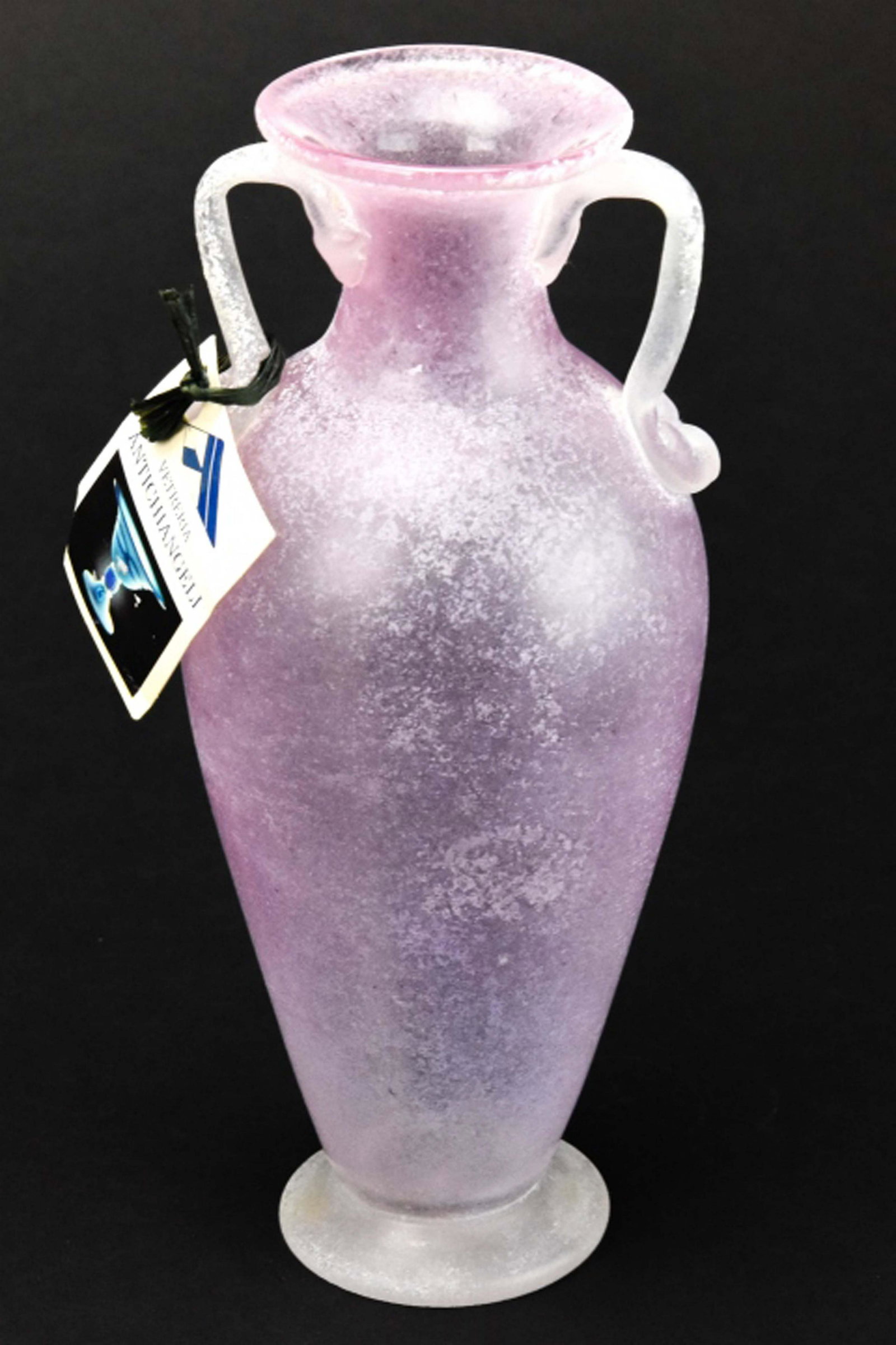 Vetreria Antichiangeli Art Glass Amphora Vase: Vetreria Antichiangeli Art Glass Amphora Vase. Measures 9 inches x 4 inches.