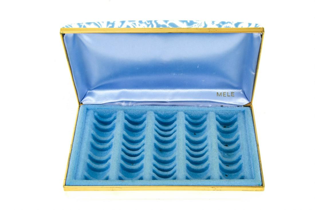 Vintage Ring Box / Ring Jewelry Store Display Case (1 of 6)