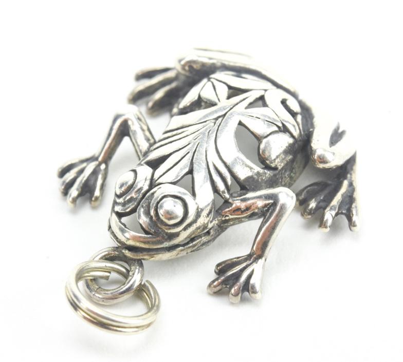 Sterling Silver Figural Frog Necklace Pendant: Sterling Silver Figural Frog Necklace Pendant. Measures just over 1 inch in length with the bail.