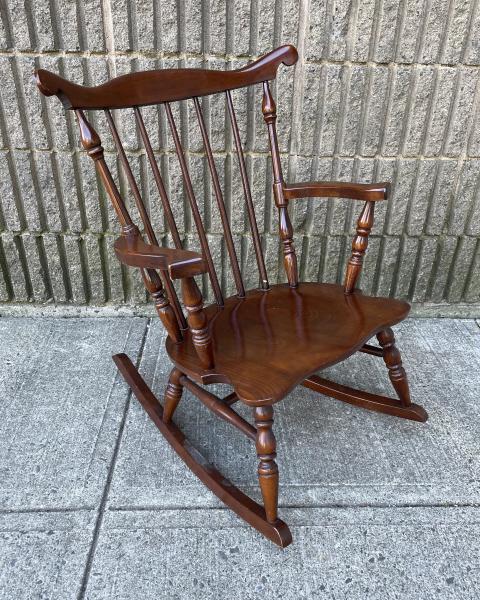 Antique windsor rocking chair value clearance