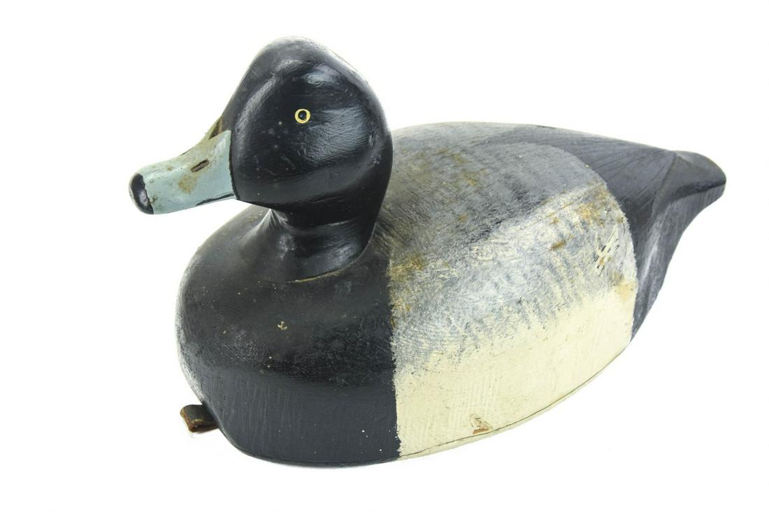 Duck Hollow Decoy Drake Broadbill by Butch Schraam (1 of 9)