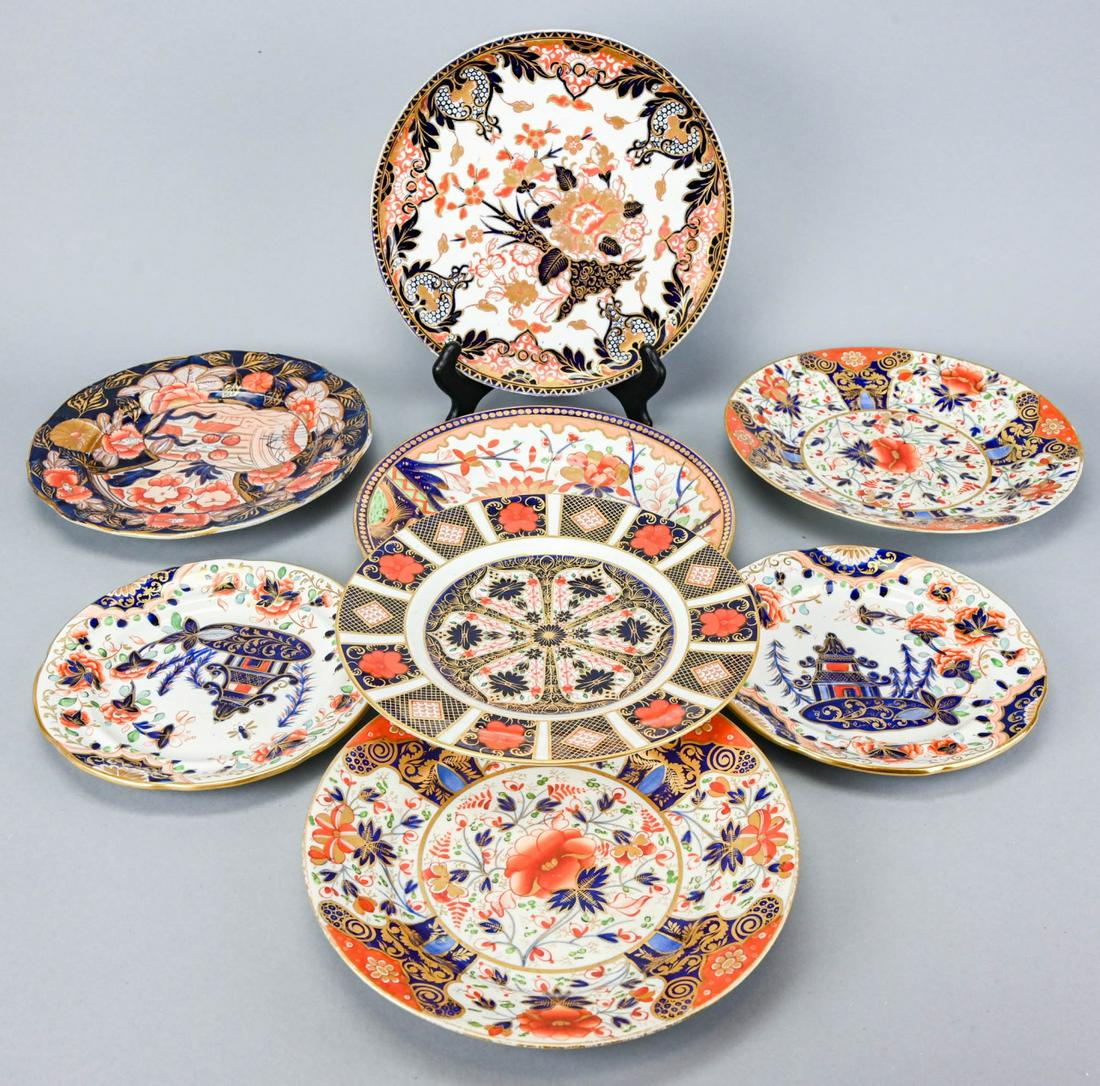 Collection of Antique English Porcelain Imari Wear: Collection of Antique English Porcelain Imari Wear. Includes porcelain and ironstone in a variety of sizes. Largest measures 9 inches in diameter.