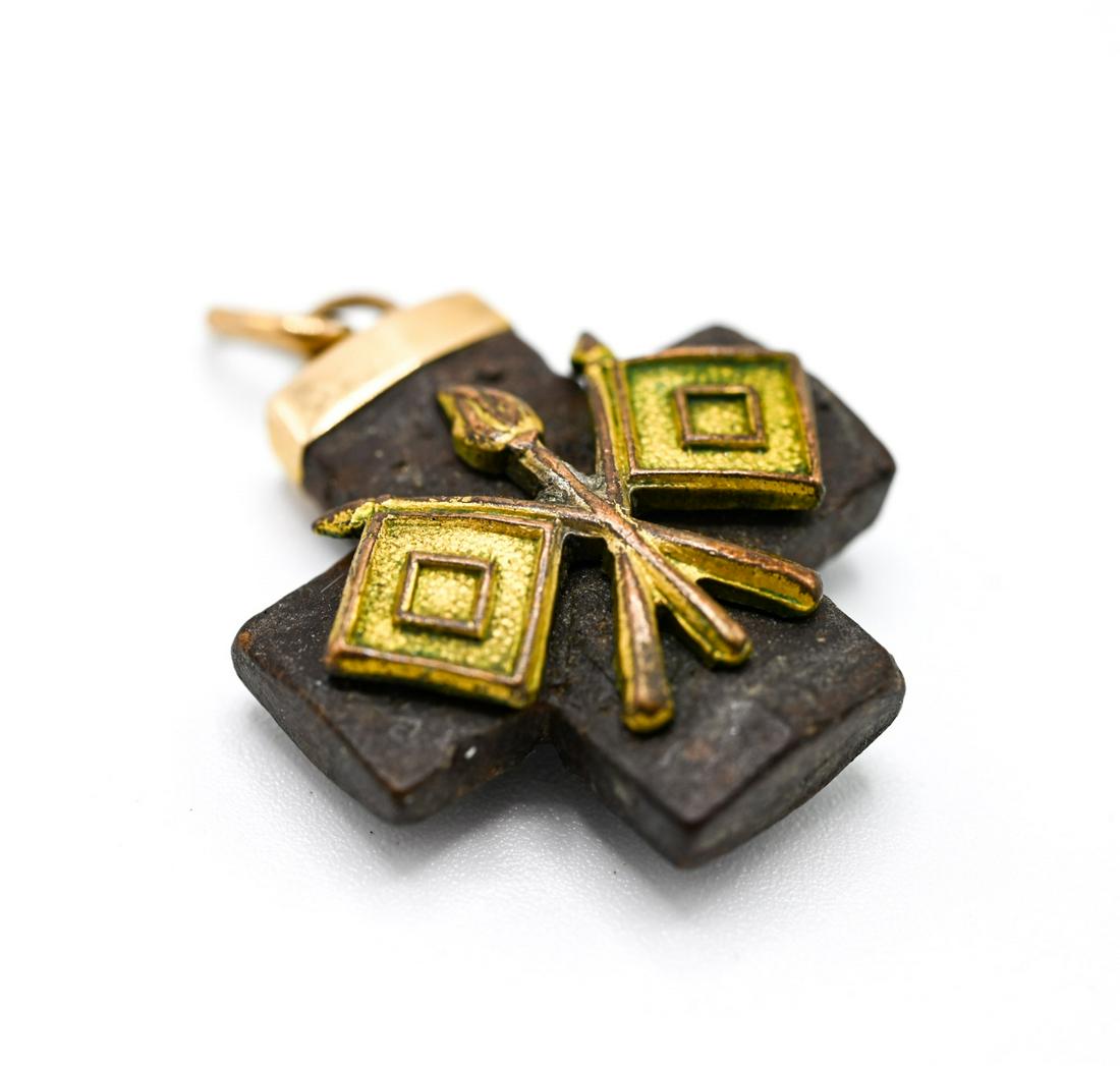 Antique US Signal Corp Stone Maltese Cross Pendant (1 of 4)