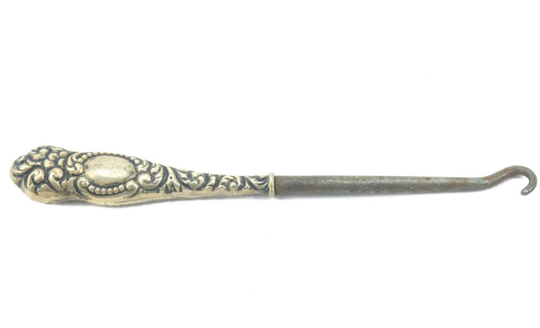 Antique 19th C Sterling Silver Handle Button Hook (1 of 7)