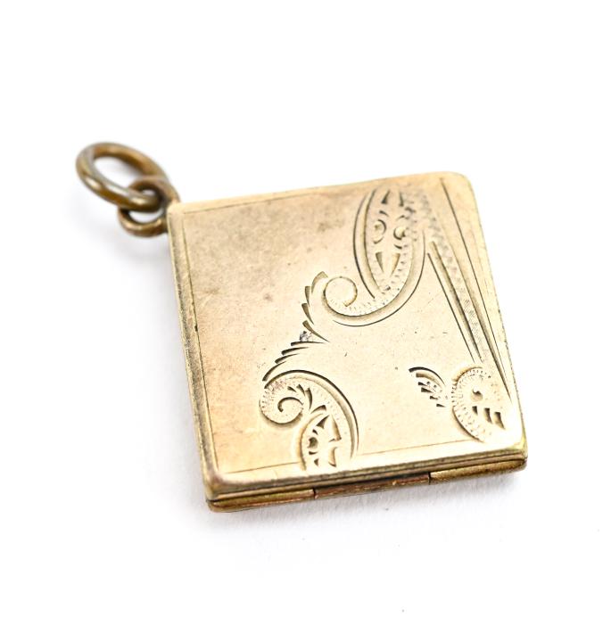 Antique 19th C 10kt Gold Locket Necklace Pendant: Antique 19th C 10kt Gold Locket Necklace Pendant. Front and back panels test as 10kt gold, frame is gold filled. Measures 1.25 inches in length.